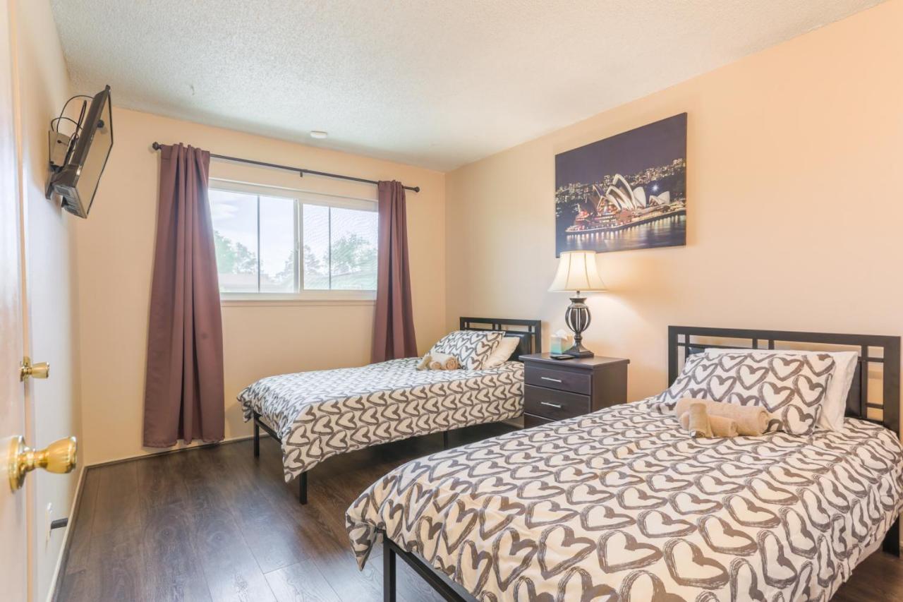 Vacation Home 3.5 Mi To Strip/Dt/Outlt Up To 8 Gst Las Vegas Exterior photo