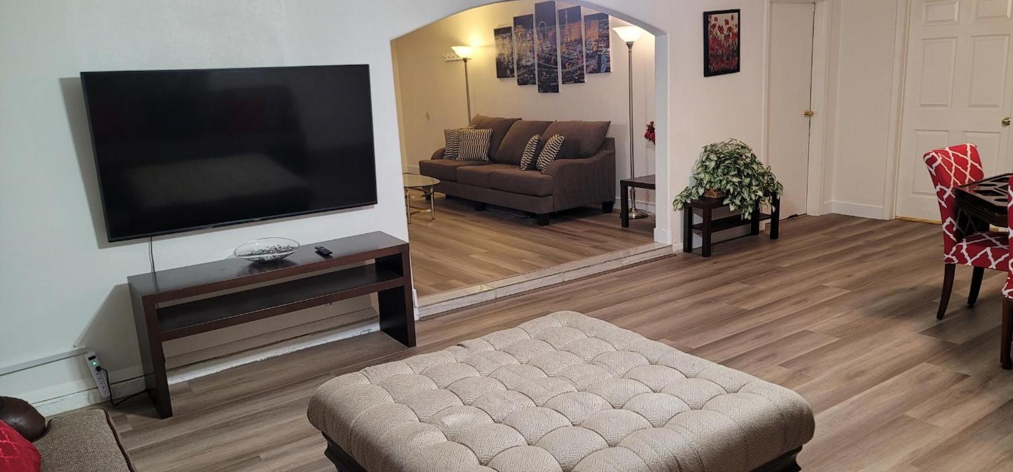 Vacation Home 3.5 Mi To Strip/Dt/Outlt Up To 8 Gst Las Vegas Exterior photo