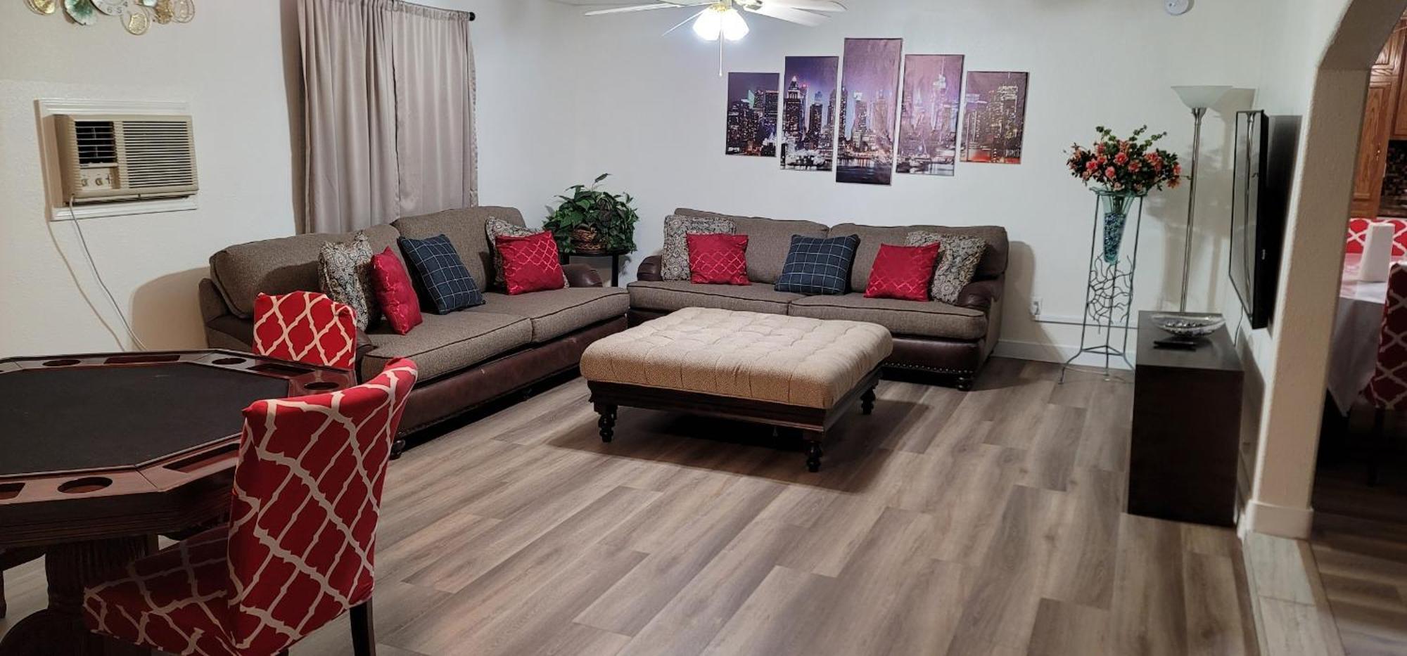 Vacation Home 3.5 Mi To Strip/Dt/Outlt Up To 8 Gst Las Vegas Exterior photo