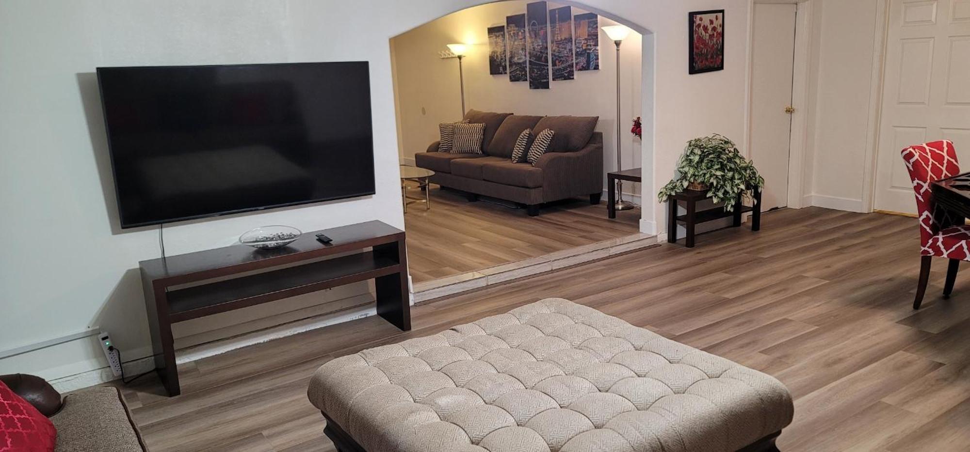 Vacation Home 3.5 Mi To Strip/Dt/Outlt Up To 8 Gst Las Vegas Exterior photo