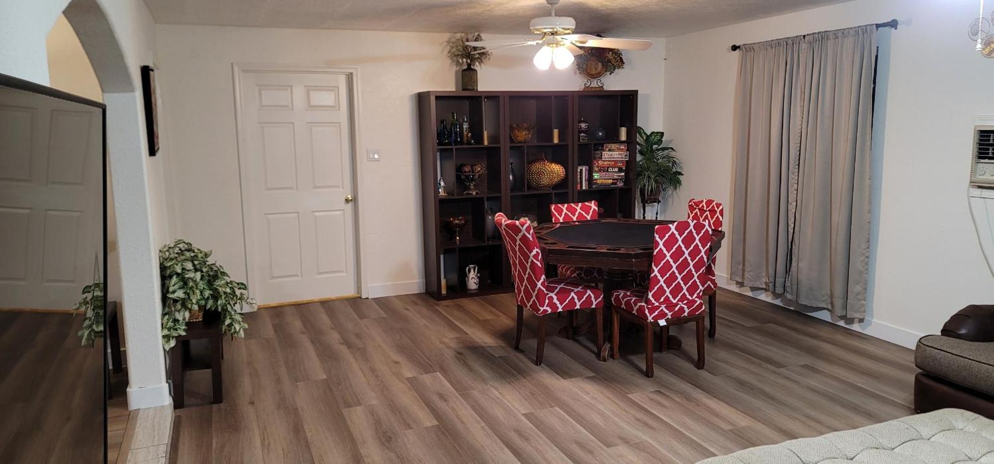 Vacation Home 3.5 Mi To Strip/Dt/Outlt Up To 8 Gst Las Vegas Exterior photo